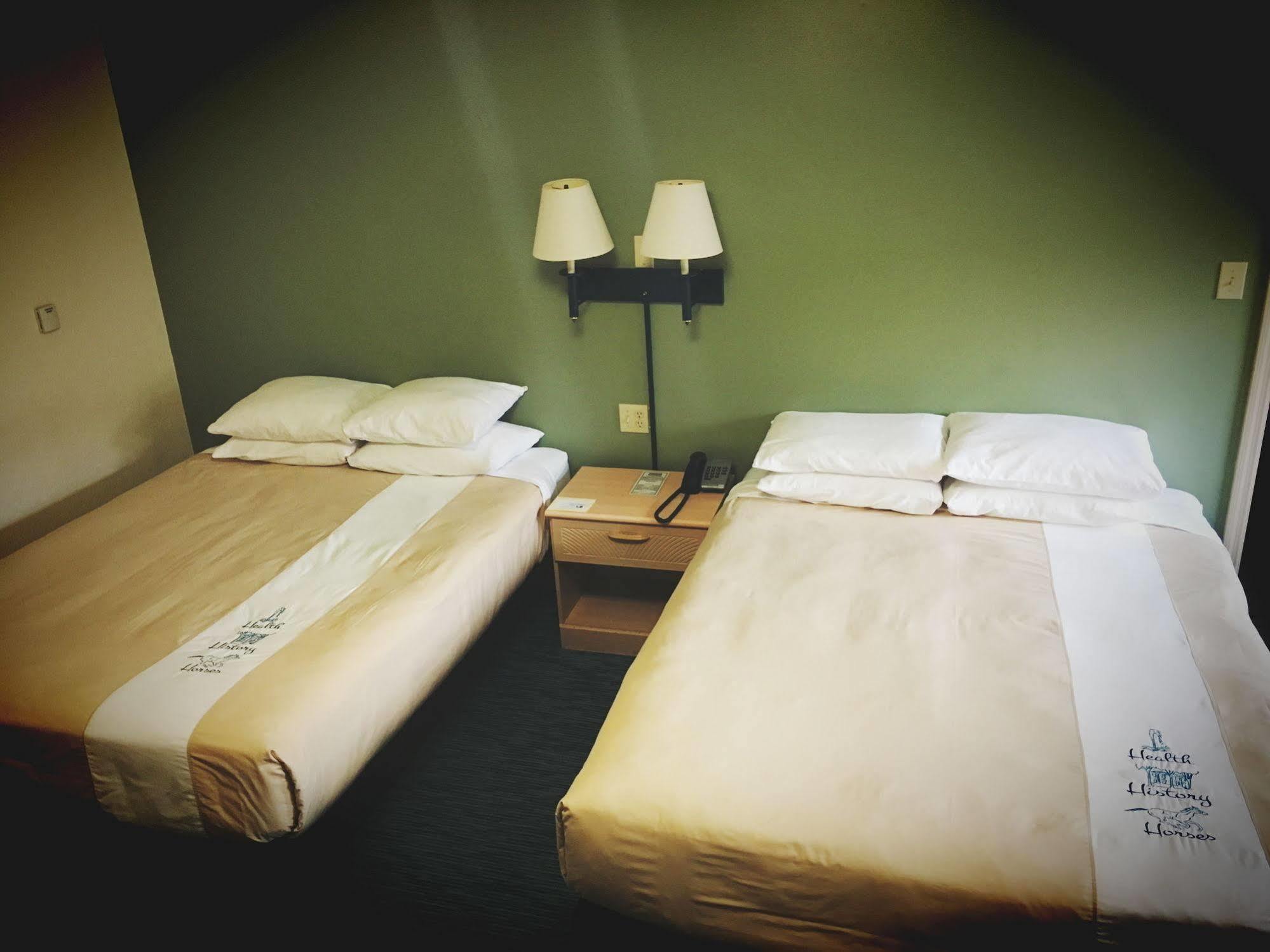 Bluebird Spa City Motor Lodge Saratoga Springs Dış mekan fotoğraf